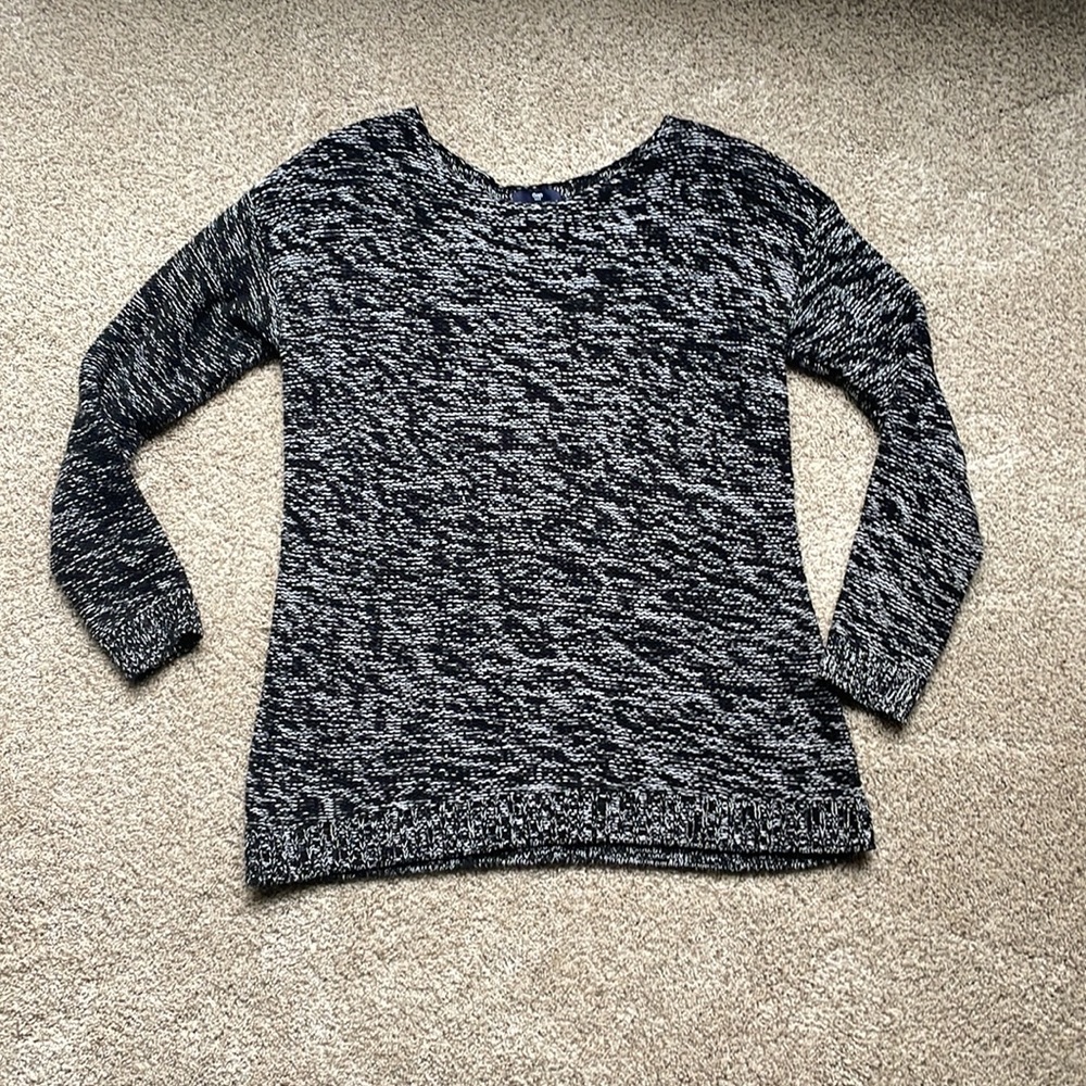 GAP Black and White Cotton Sweater (Size L)